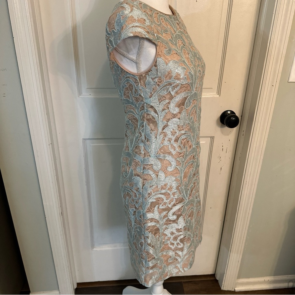 Eliza J Floral Lace Sheath Dress Cap Sleeve Light Blue Nude Lining Size 0 - Picture 5 of 16